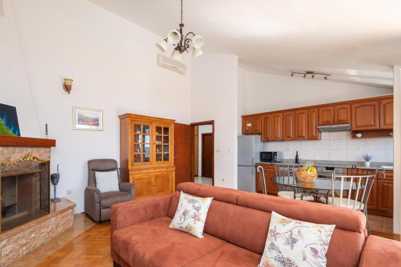 Beachfront Xxl - 2 Apartments Together - Lokva Rogoznica Eksteriør bilde