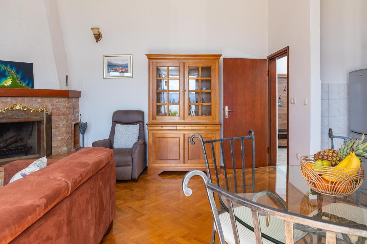 Beachfront Xxl - 2 Apartments Together - Lokva Rogoznica Eksteriør bilde