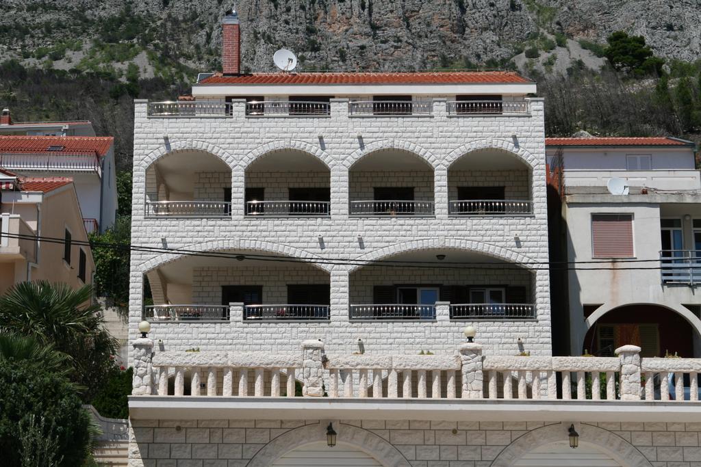 Beachfront Xxl - 2 Apartments Together - Lokva Rogoznica Eksteriør bilde